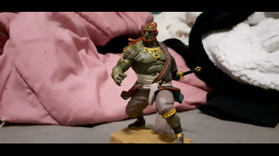 Je vous montre ma figurine amiibo sur Zelda et mes préférés tome one piece